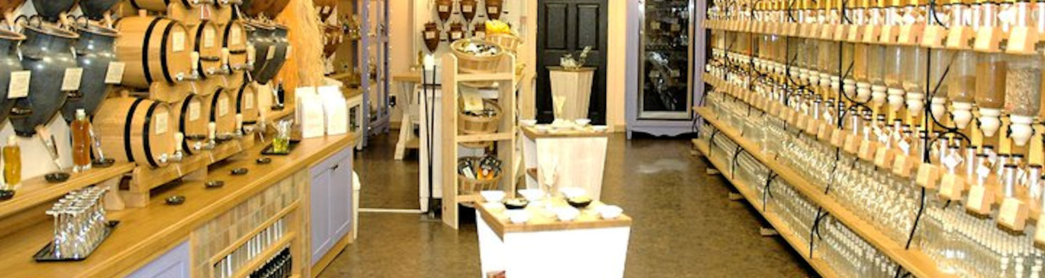 Custom retail store displays & fixtures