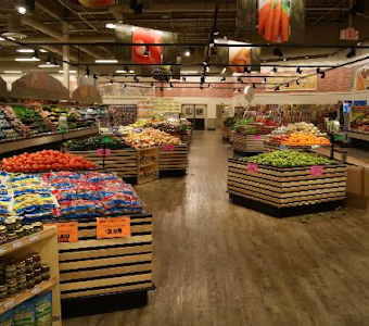 Grocery Outlet Bargain Market's 600+ Vacuum Formed Orchard Bins Detailed  Case Study - Universal Custom Display