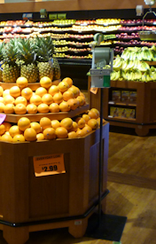 Produce display fixtures